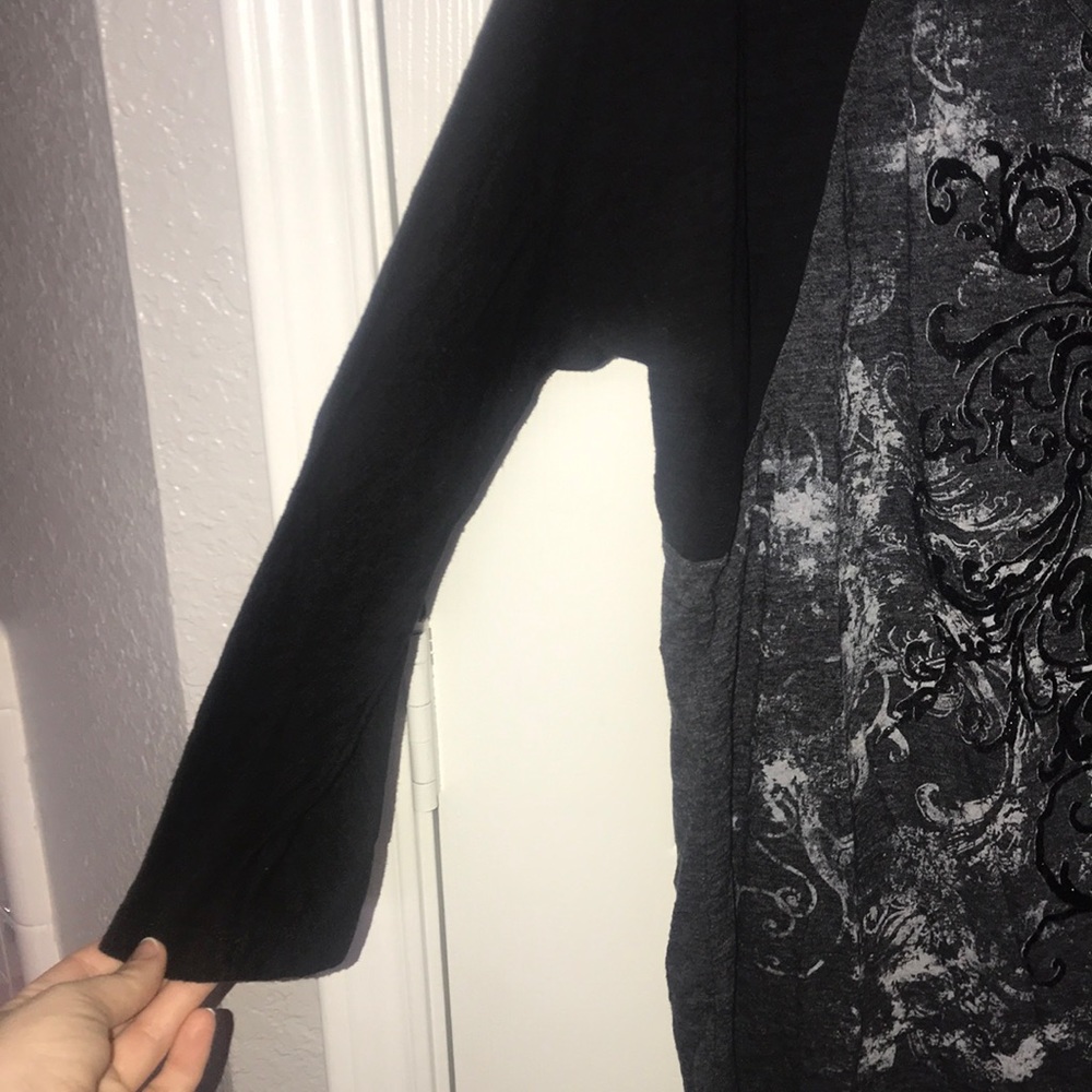 Euc Size L Large Maurice’s Baseball Screen Tee - image 4